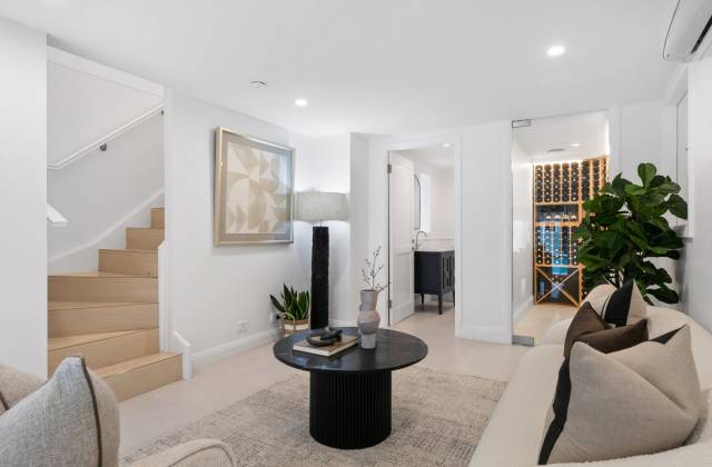 24 Pleasant Avenue image 15