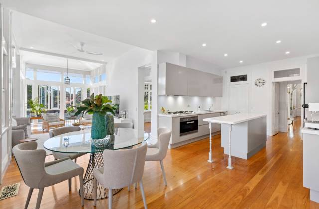 28 Bancroft Avenue image 2