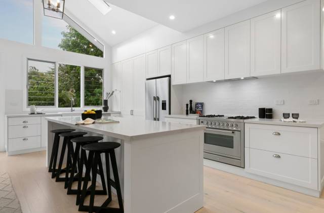 24 Pleasant Avenue image 6
