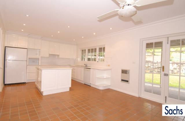 8 Cawarra Place image 2