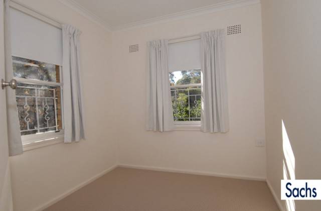 52 Spencer Road image 4