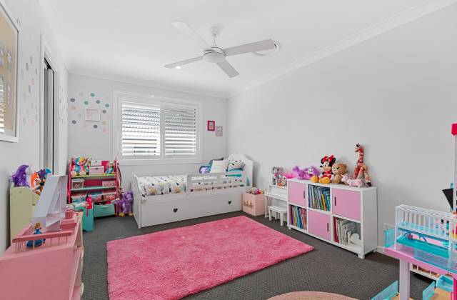 11 Epacris Avenue, image 10